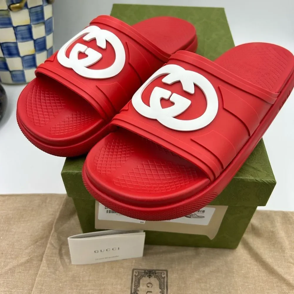 Men's Gucci interlocking G rubber Pool slides size 10 made in Italy